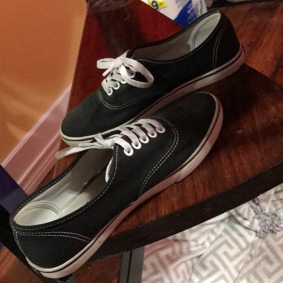 Classic Vans - Picture 2 of 4